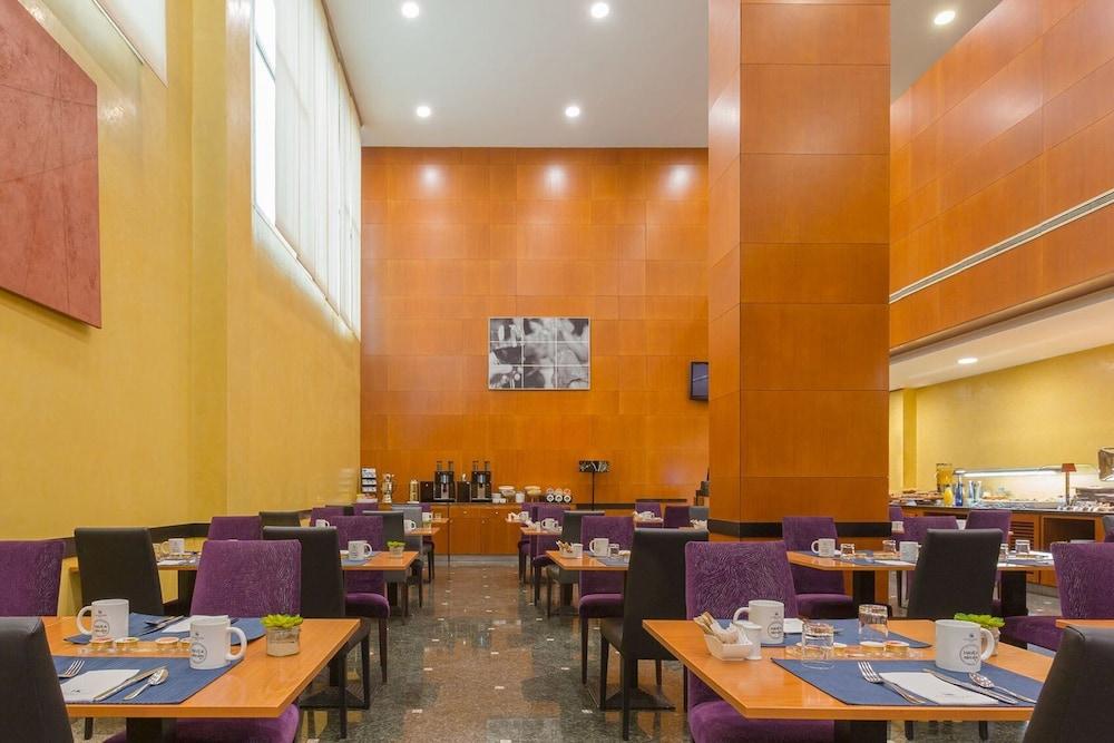 Eurostars Gran Madrid Hotel Alcobendas Bagian luar foto