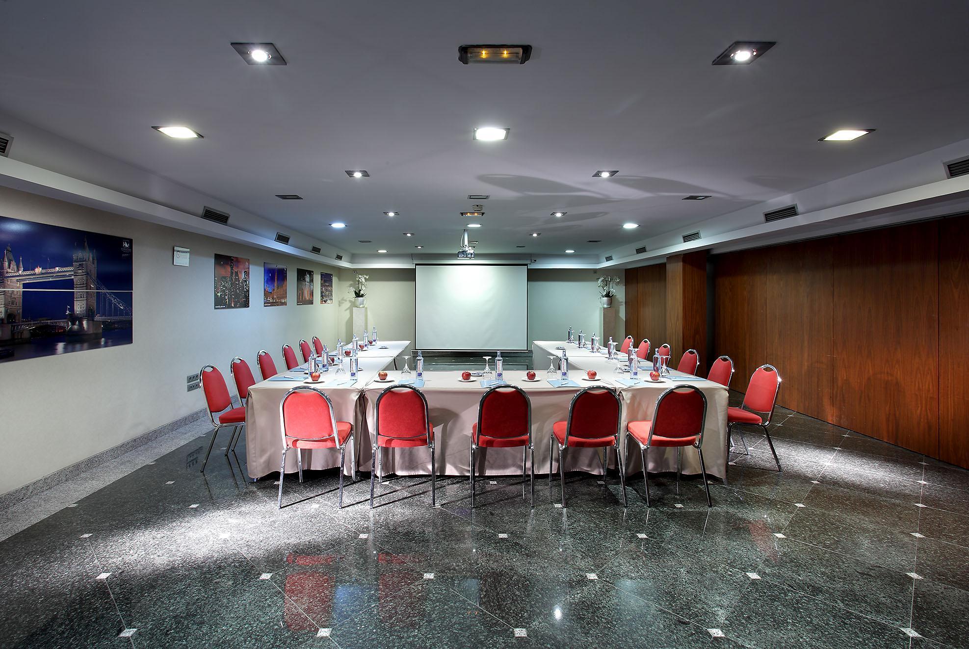 Eurostars Gran Madrid Hotel Alcobendas Bagian luar foto
