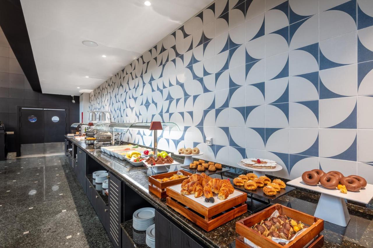 Eurostars Gran Madrid Hotel Alcobendas Bagian luar foto