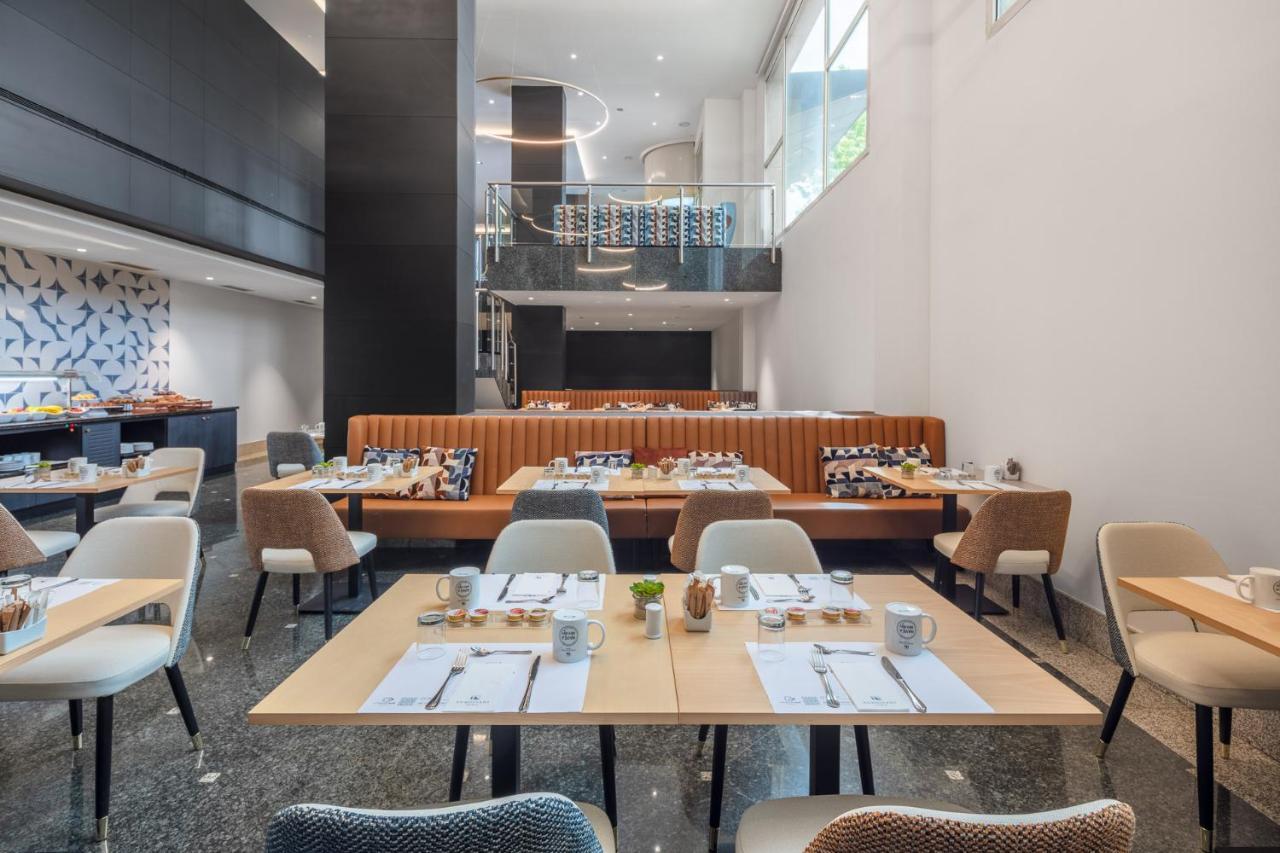 Eurostars Gran Madrid Hotel Alcobendas Bagian luar foto