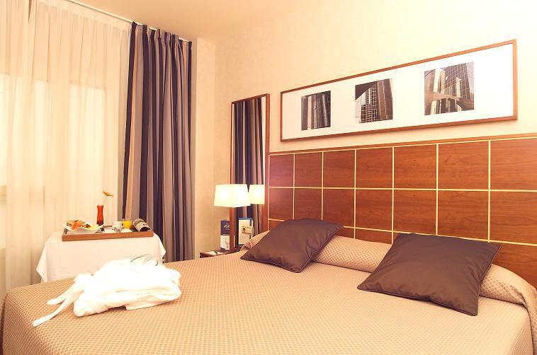 Eurostars Gran Madrid Hotel Alcobendas Ruang foto